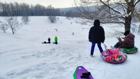 Тюбинговые горки в Москве: сезон 2025-2026