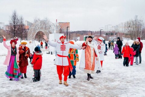 Московские парки приготовили интересную программу на первые зимние выходные