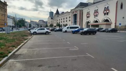 Парковка у Казанского вокзала в Москве: актуальная информация и альтернативы