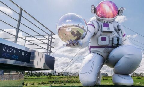 Выставка креативных арт-объектов под открытым небом «Портал. Арт» в Сколково