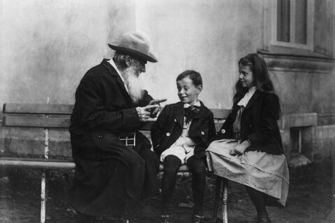 Постоянная экспозиция фотографии и негативов в Государственном литературном музее