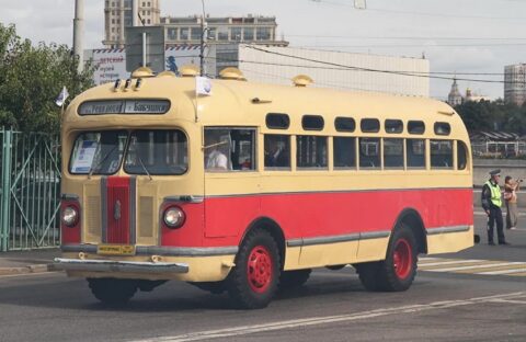 Фестиваль «Ретрорейс» на Воробьевых горах