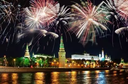 Праздничный салют 9 мая 2026 года в Москве