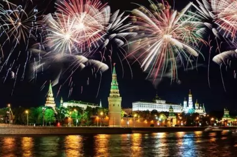 Праздничный салют 9 мая 2026 года в Москве