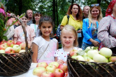 «Три Спаса в Мелихове»