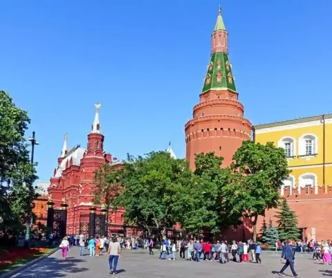 Угловая Арсенальная башня Московского Кремля