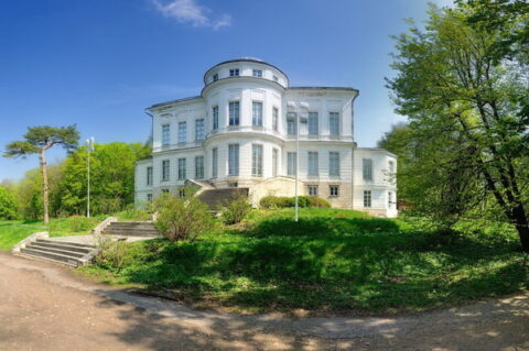 Усадьба Бобринских, Богородицкий дворец