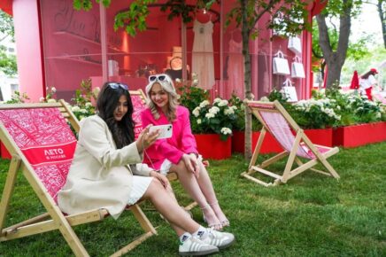 На Тверском бульваре открылись модные pop-up-магазины в рамках проекта «Лето в Москве»