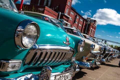 Парад ретроавтомобилей клуба «Волга М-21