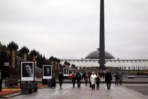Выставка под открытым небом «Страна Победы. Победа страны» в Парке Победы