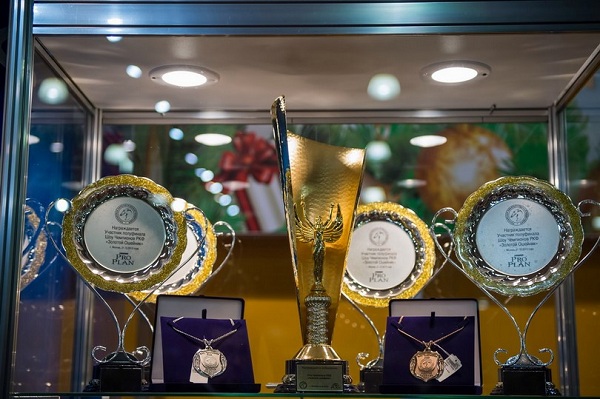 Золотой ошейник – 2014